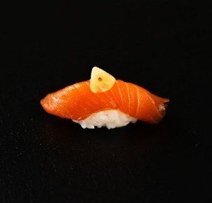 Nigiri Somon Marinat//Marinated Salmon