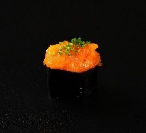 Nigiri Somon picant//Spicy salmon